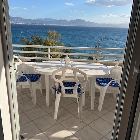 Atlas Apartment With Private Beach And Seaview Blue Loutraki  Exterior photo