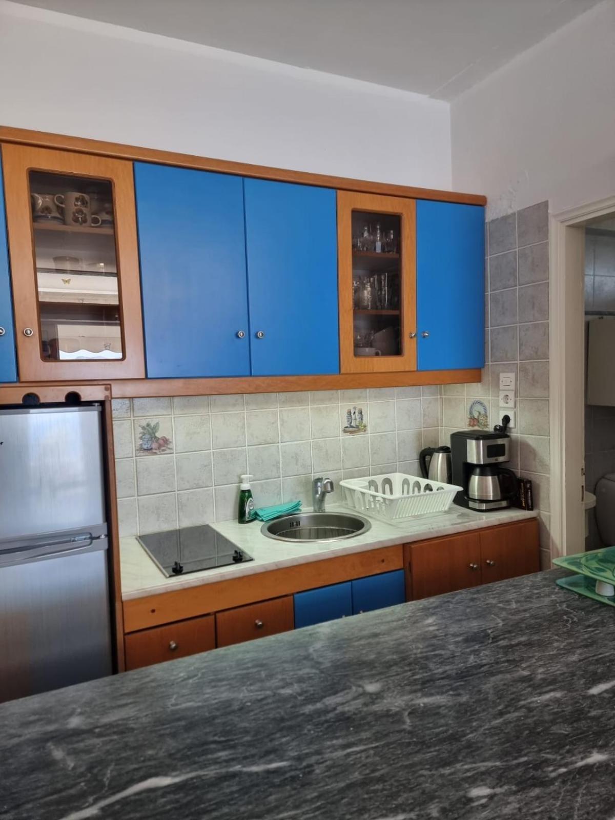 Atlas Apartment With Private Beach And Seaview Blue Loutraki  Exterior photo