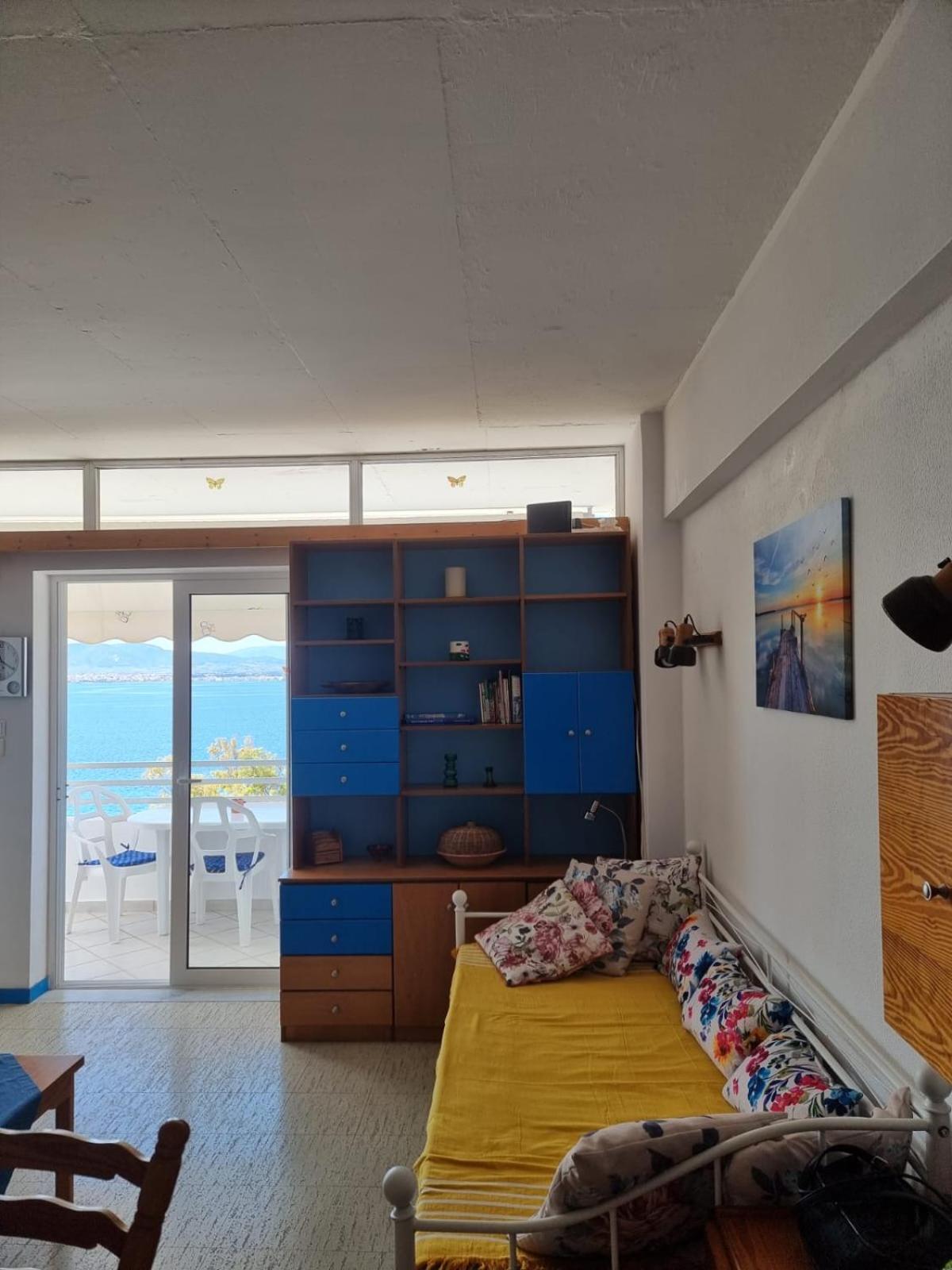 Atlas Apartment With Private Beach And Seaview Blue Loutraki  Exterior photo