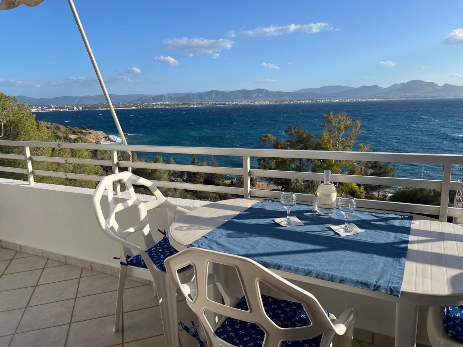 Atlas Apartment With Private Beach And Seaview Blue Loutraki  Exterior photo